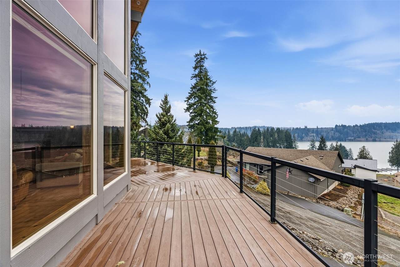 101 Lighthouse Lane - Photo 1