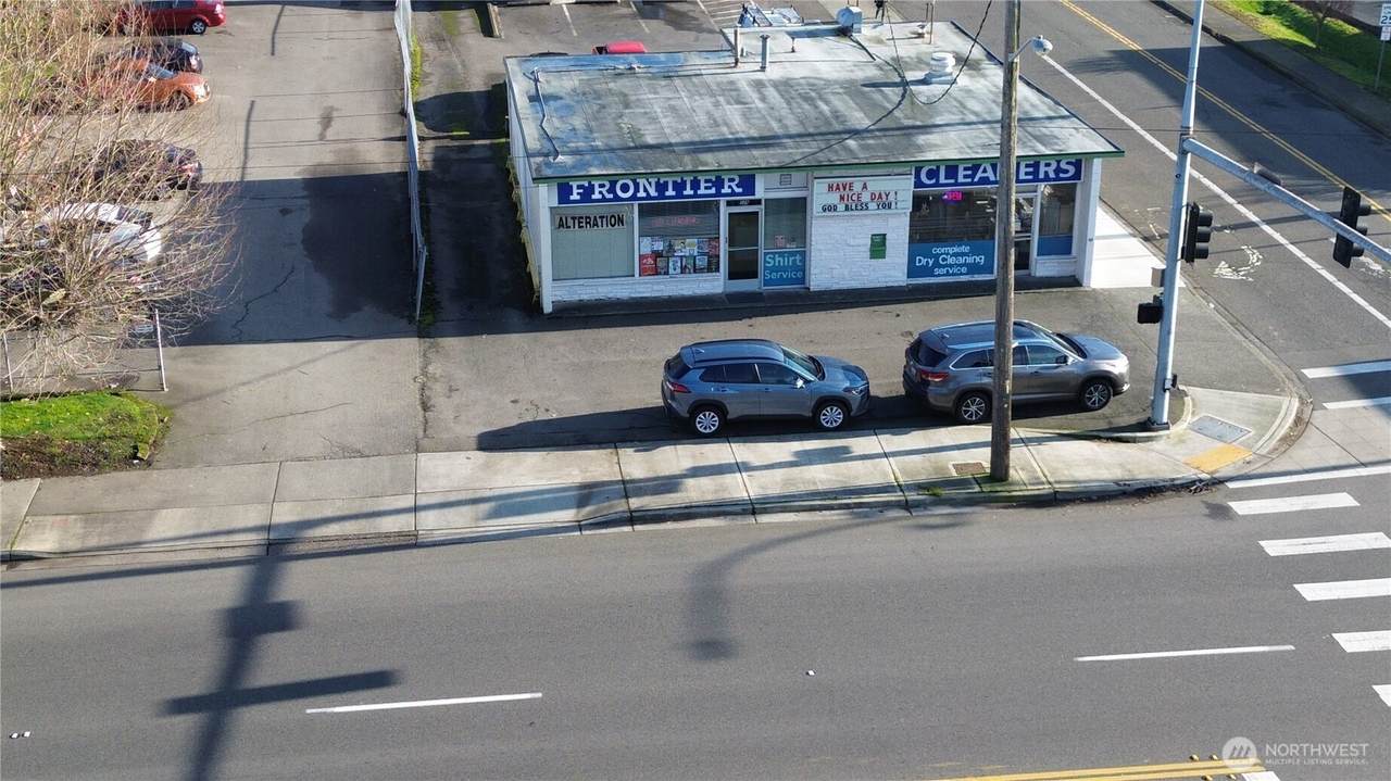 126 Auburn Way - Photo 1