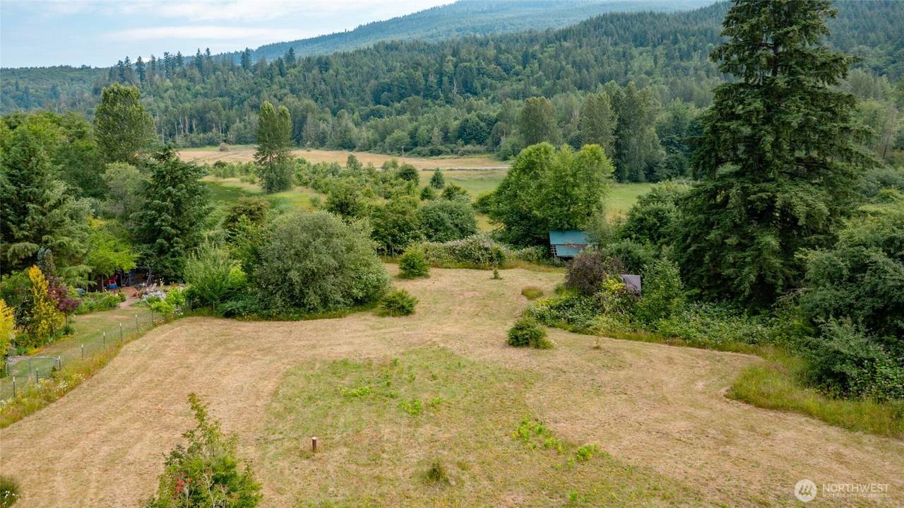 48045 Moen Road - Photo 1
