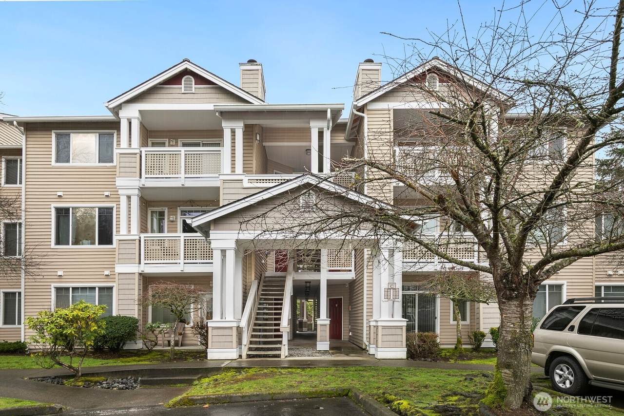 15300 112th Avenue - Photo 1