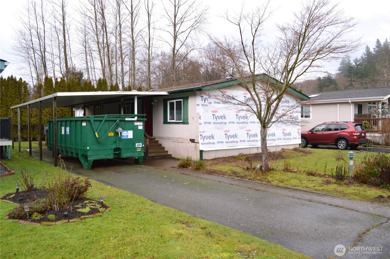 425 Chuckanut Drive - Photo 1