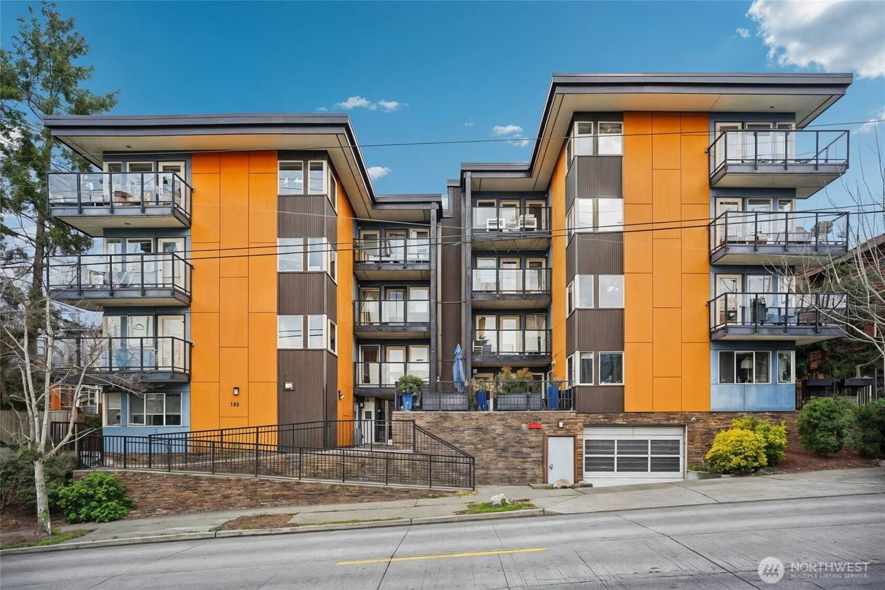 120 39th Street - Photo 1