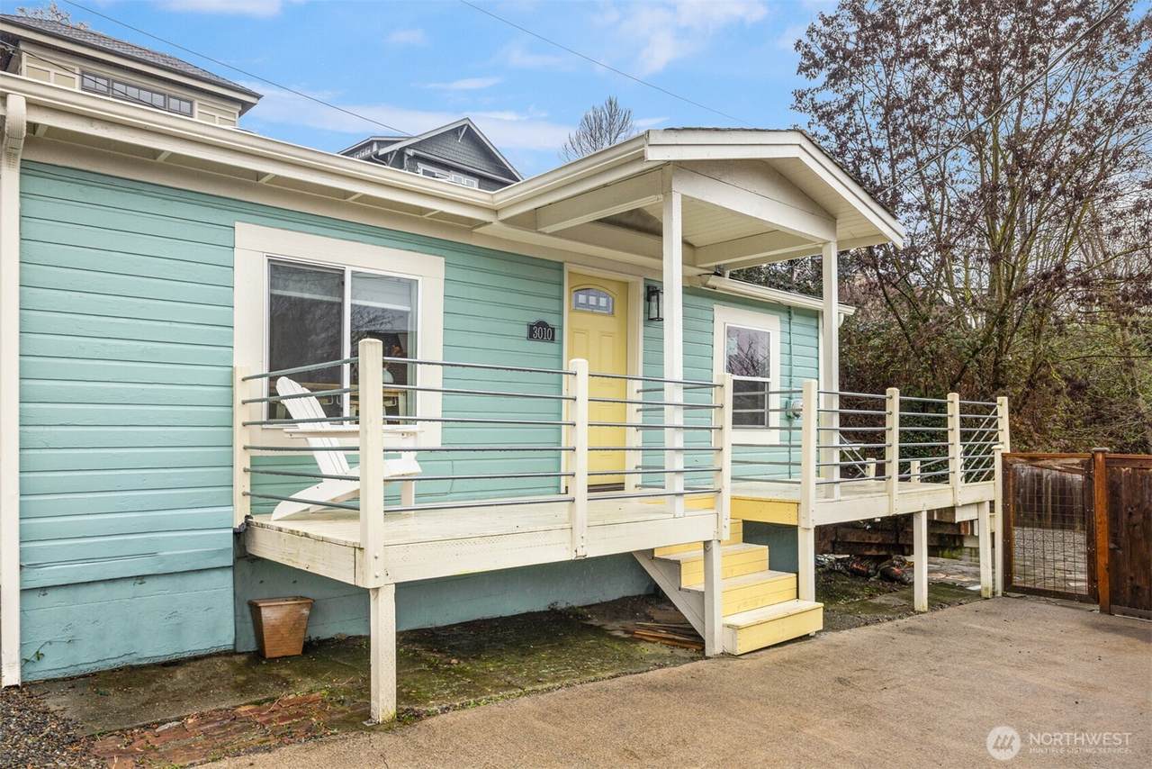 3010 City View Street - Photo 1