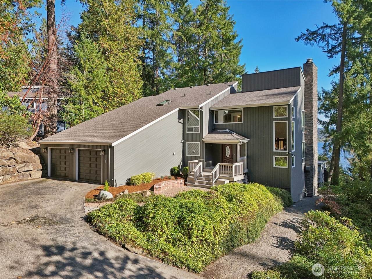 411 Lake Sammamish Parkway - Photo 1