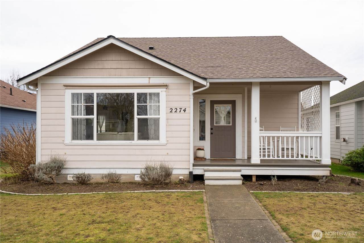 2274 Dogwood Street - Photo 1