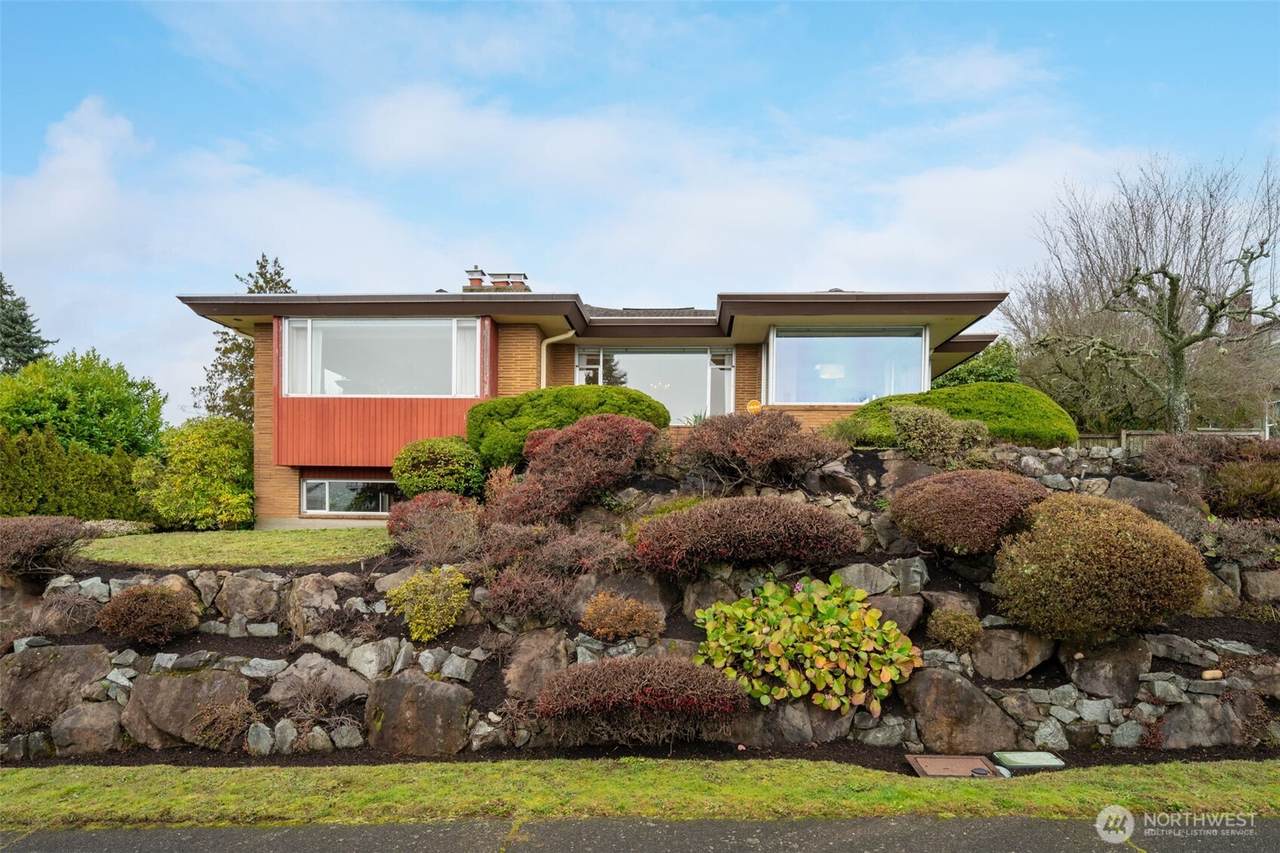2324 17th Street - Photo 1