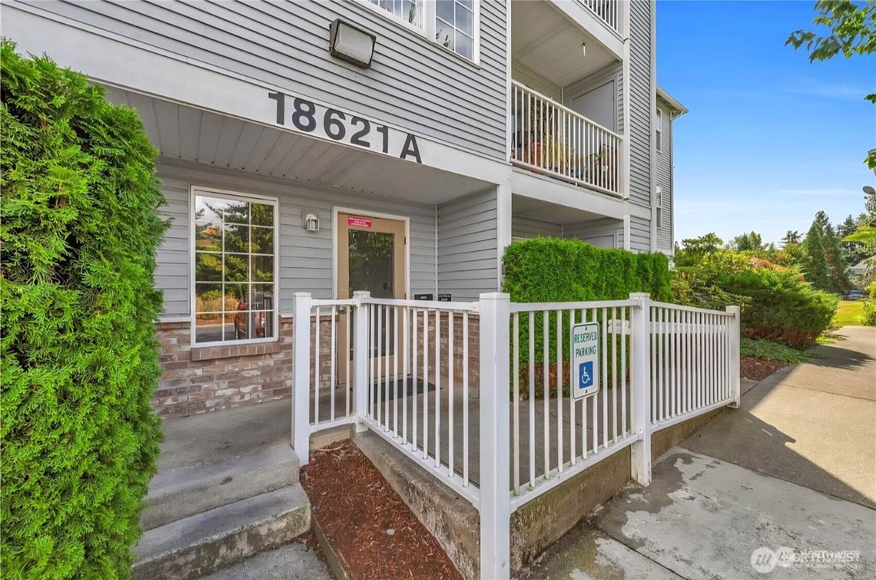 18621 Blueberry Lane - Photo 1