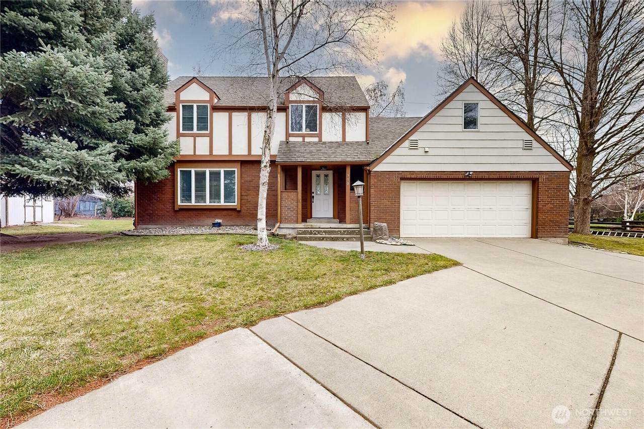 958 Abbott Road - Photo 1