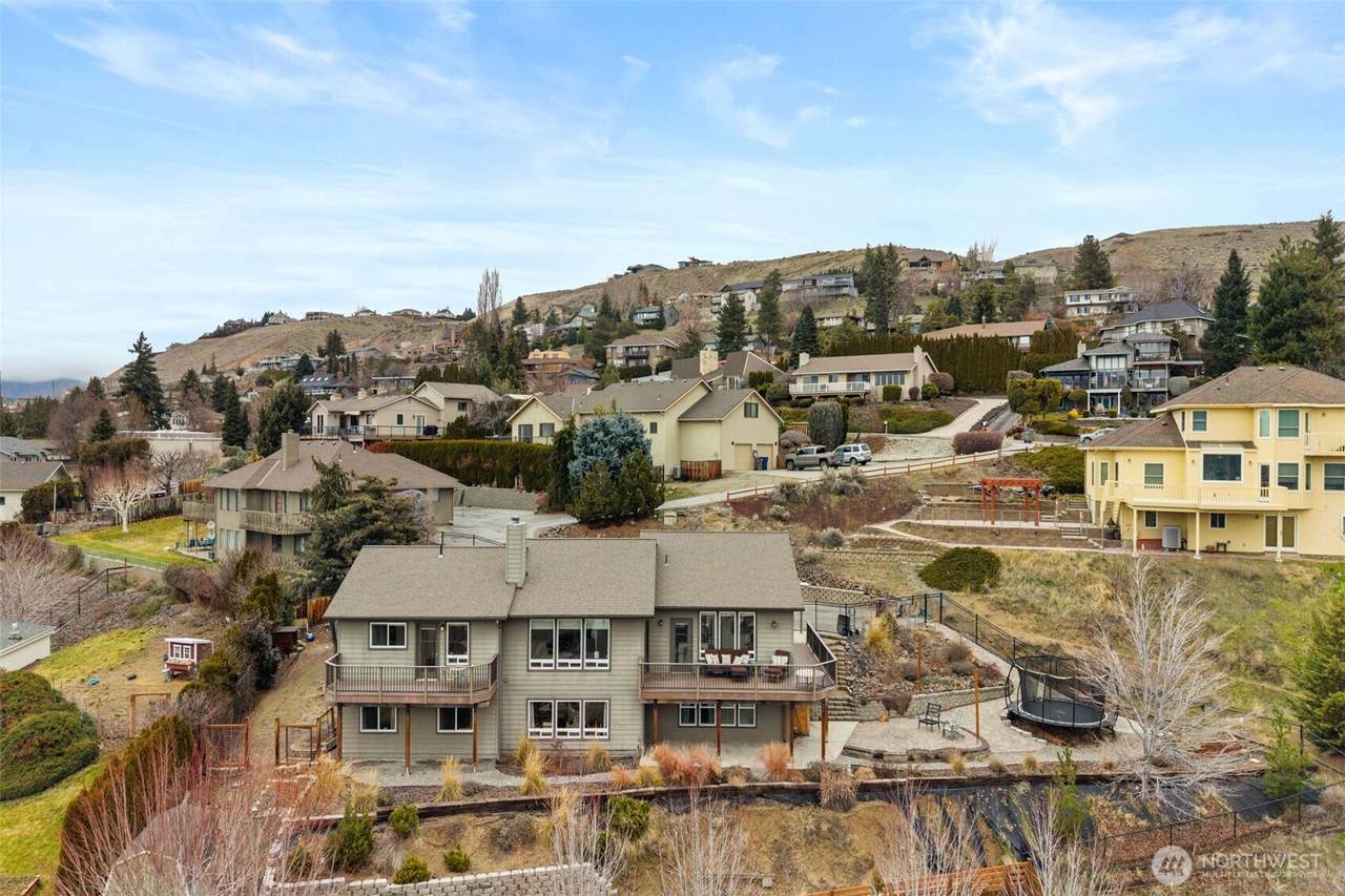712 Vista View Place - Photo 1