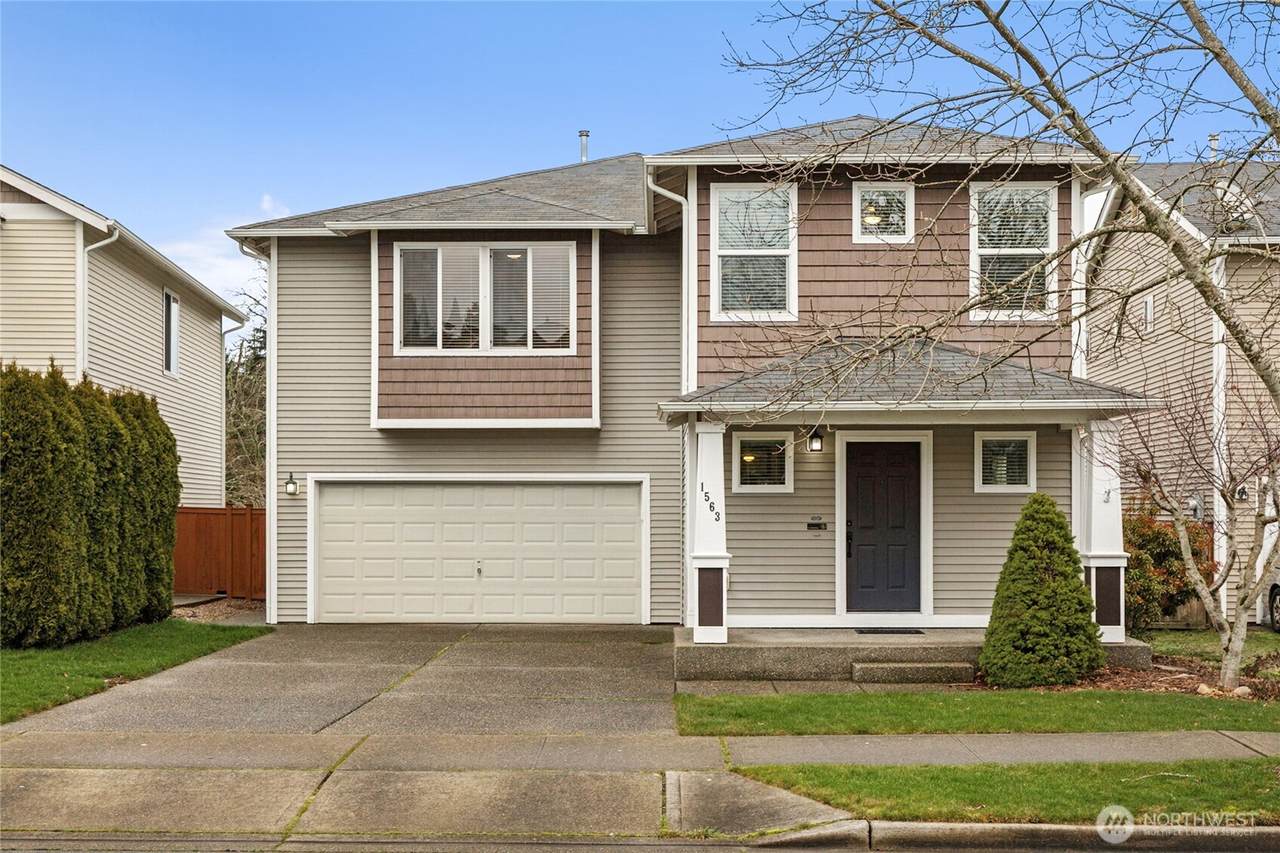 1563 Sinclair Drive - Photo 1