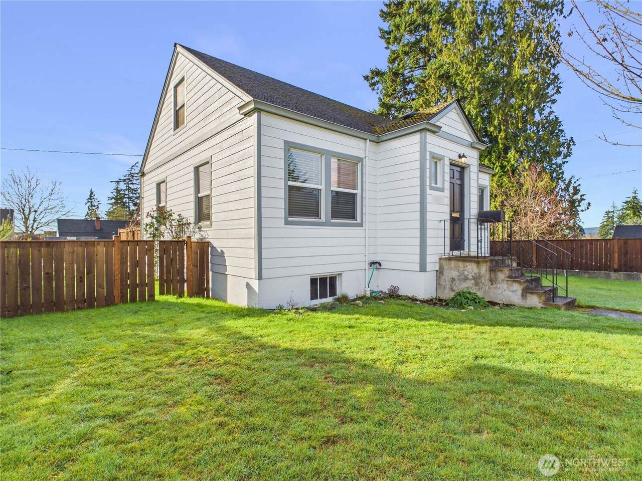 2103 21st Street - Photo 1