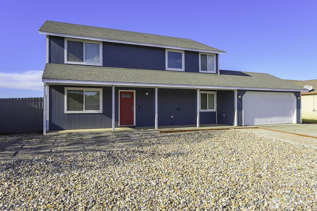 1516 Husky Dr - Photo 1