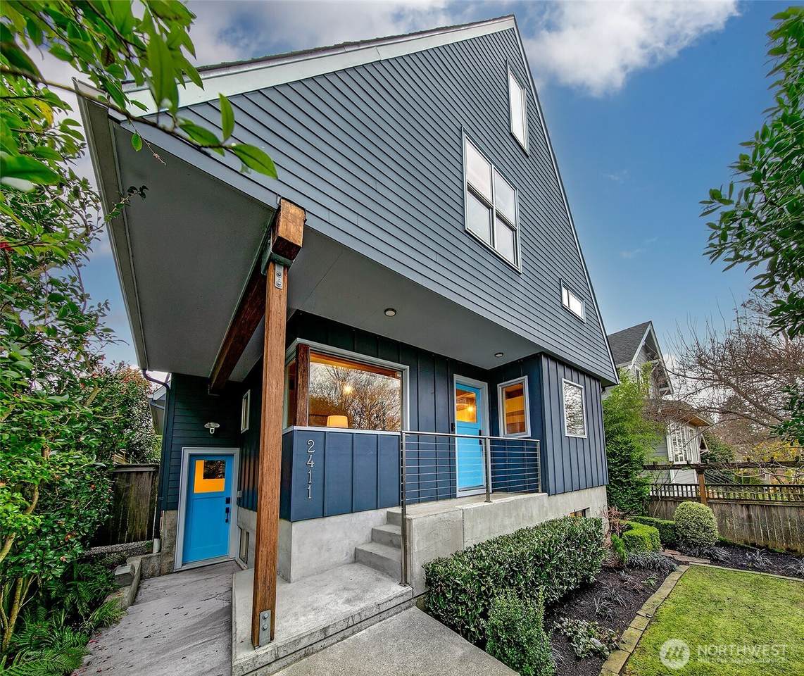 2411 4th Avenue - Photo 1