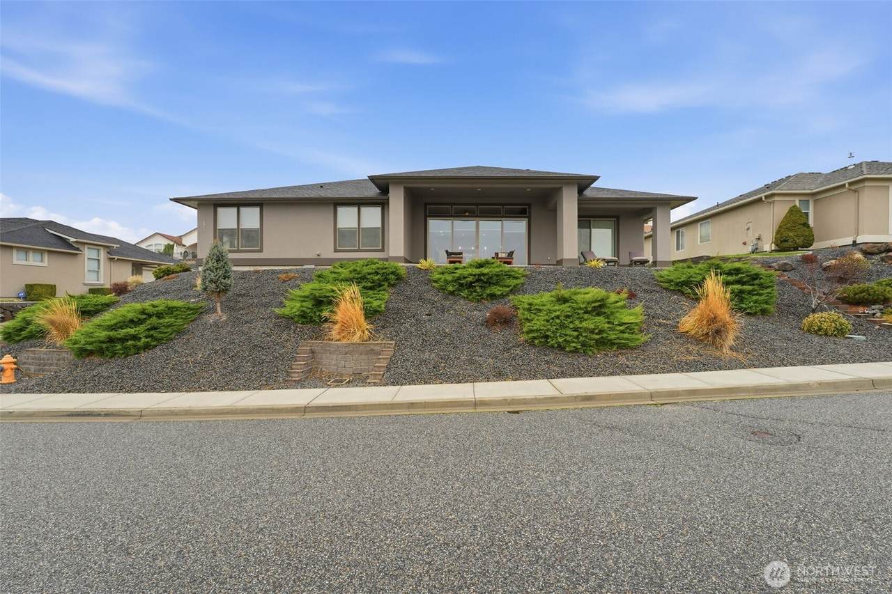 1359 White Bluffs Street - Photo 1