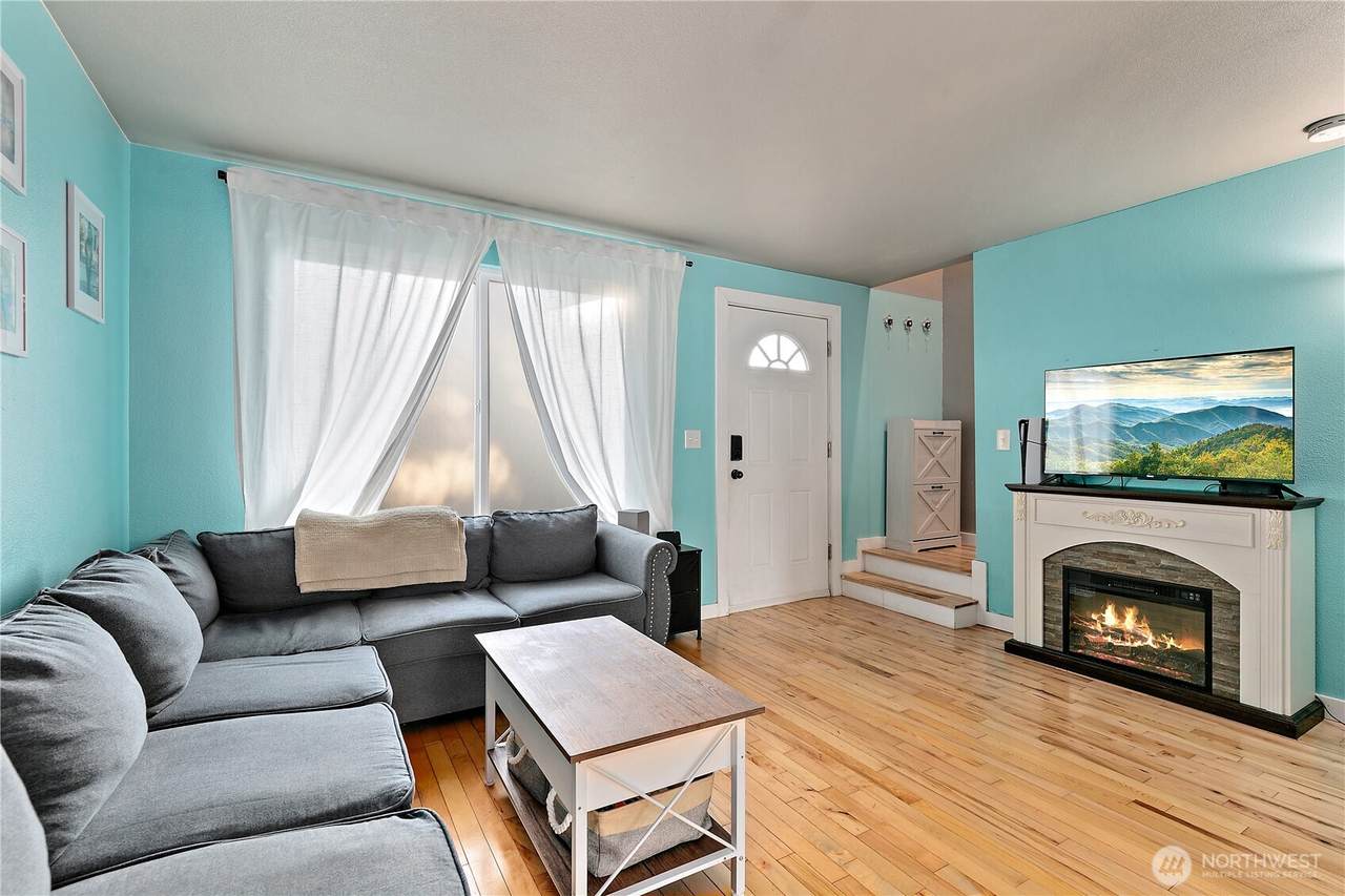 14518 Thorne Lane - Photo 1