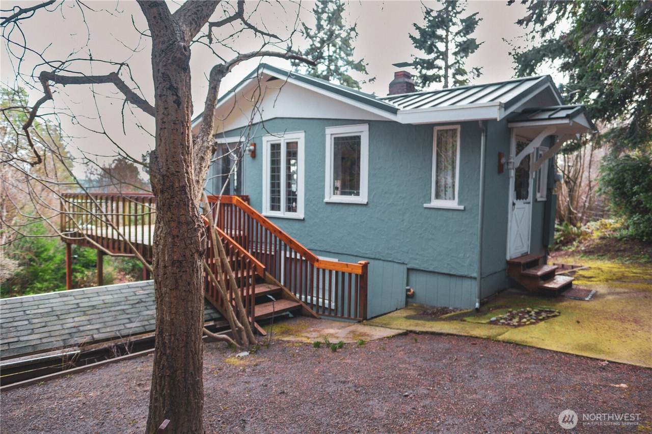 24310 47th Avenue - Photo 1