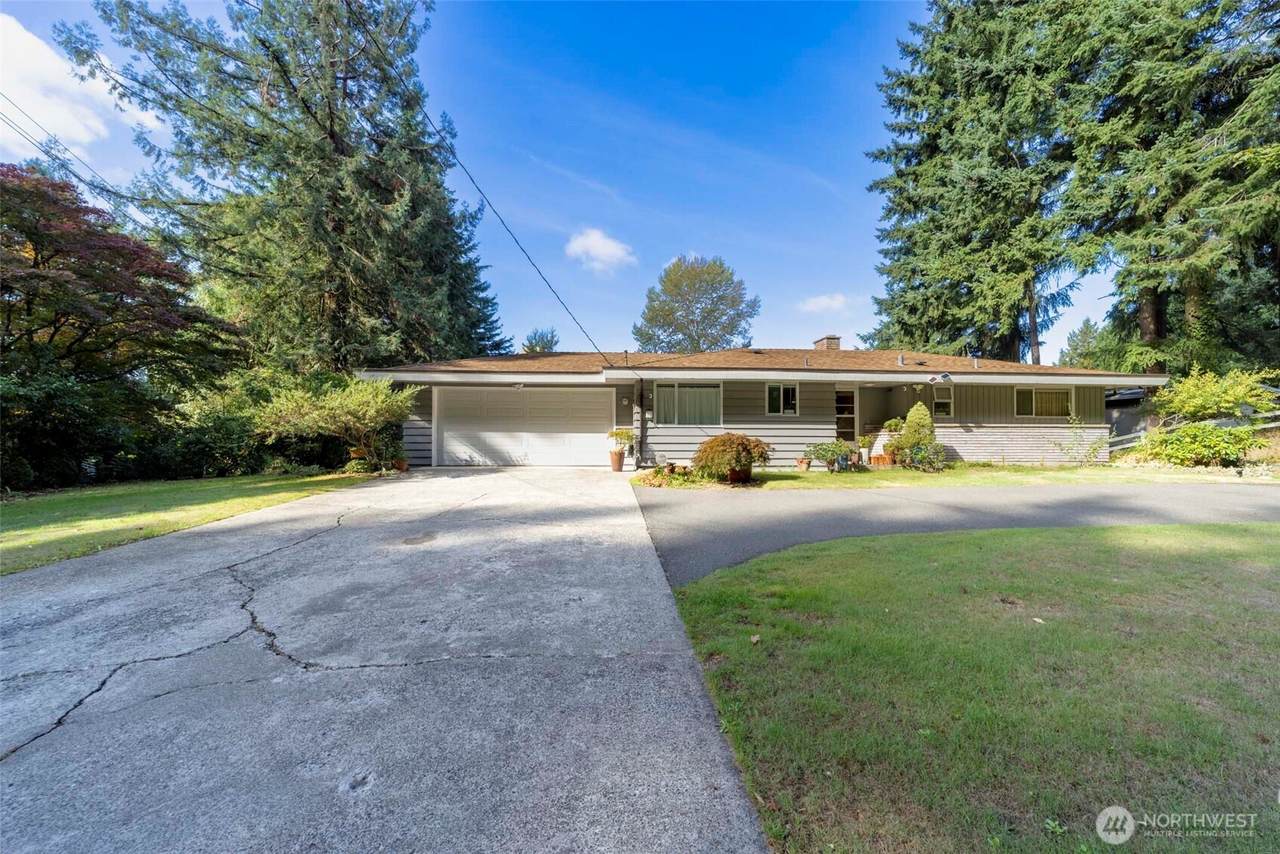 5519 116th Avenue - Photo 1