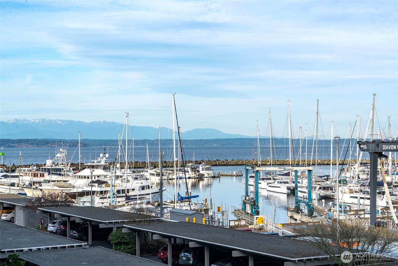 6535 Seaview Avenue - Photo 1