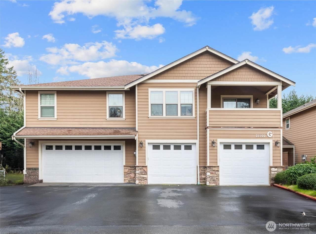 21900 242ND Street - Photo 1