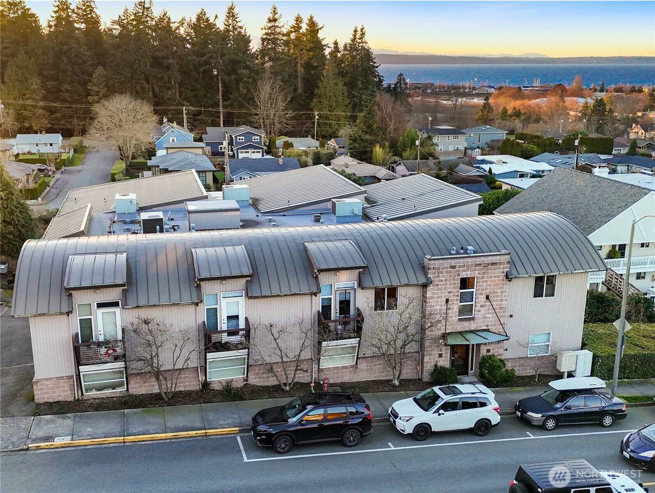 654 5th Avenue - Photo 1