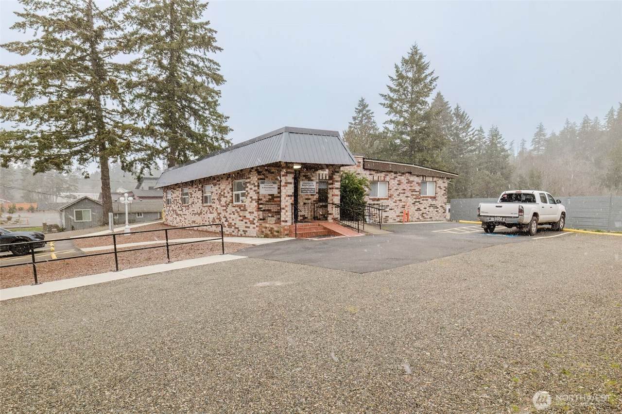 14619 Purdy Drive - Photo 1