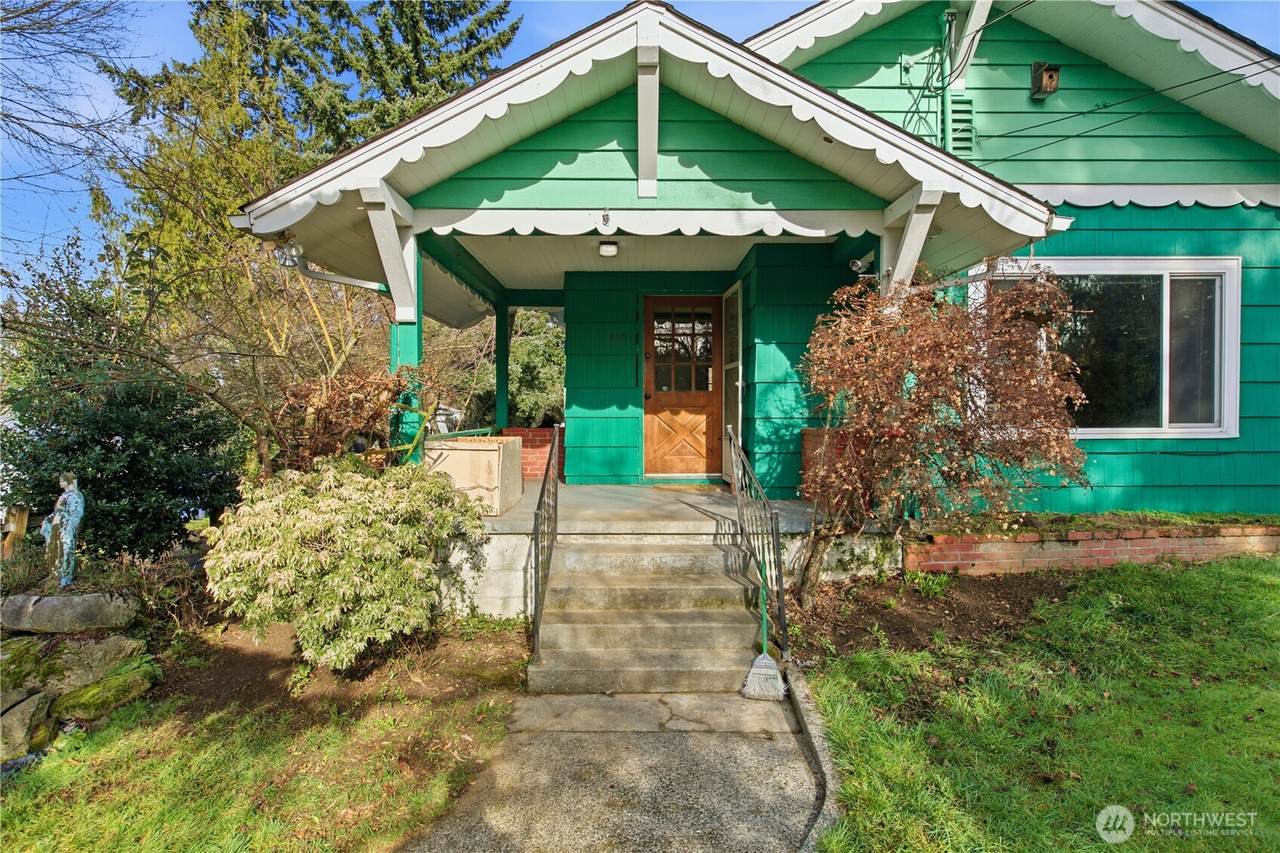 445 96th Street - Photo 1