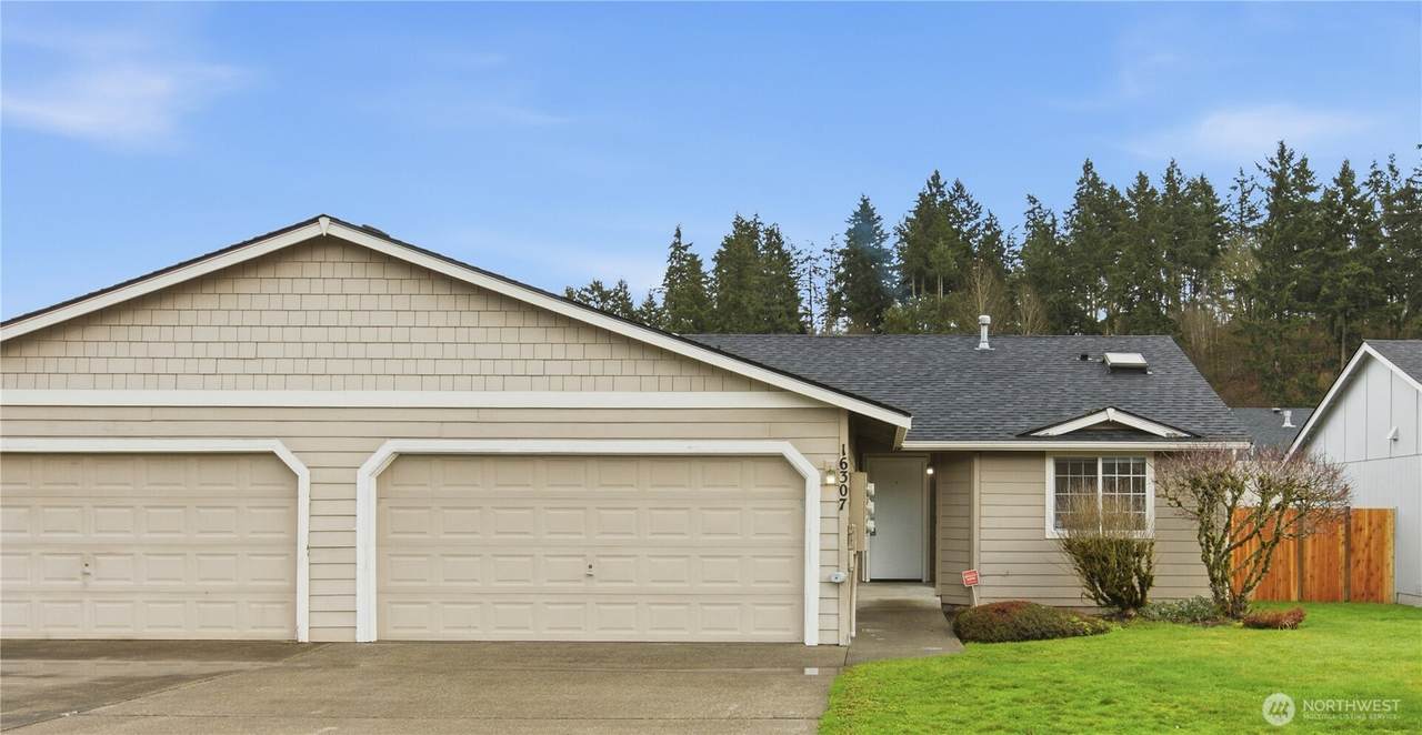 16307 72nd Ave - Photo 1