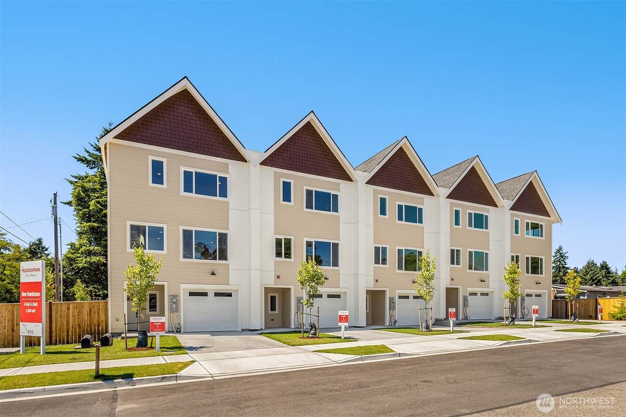 6620 52nd Avenue - Photo 1