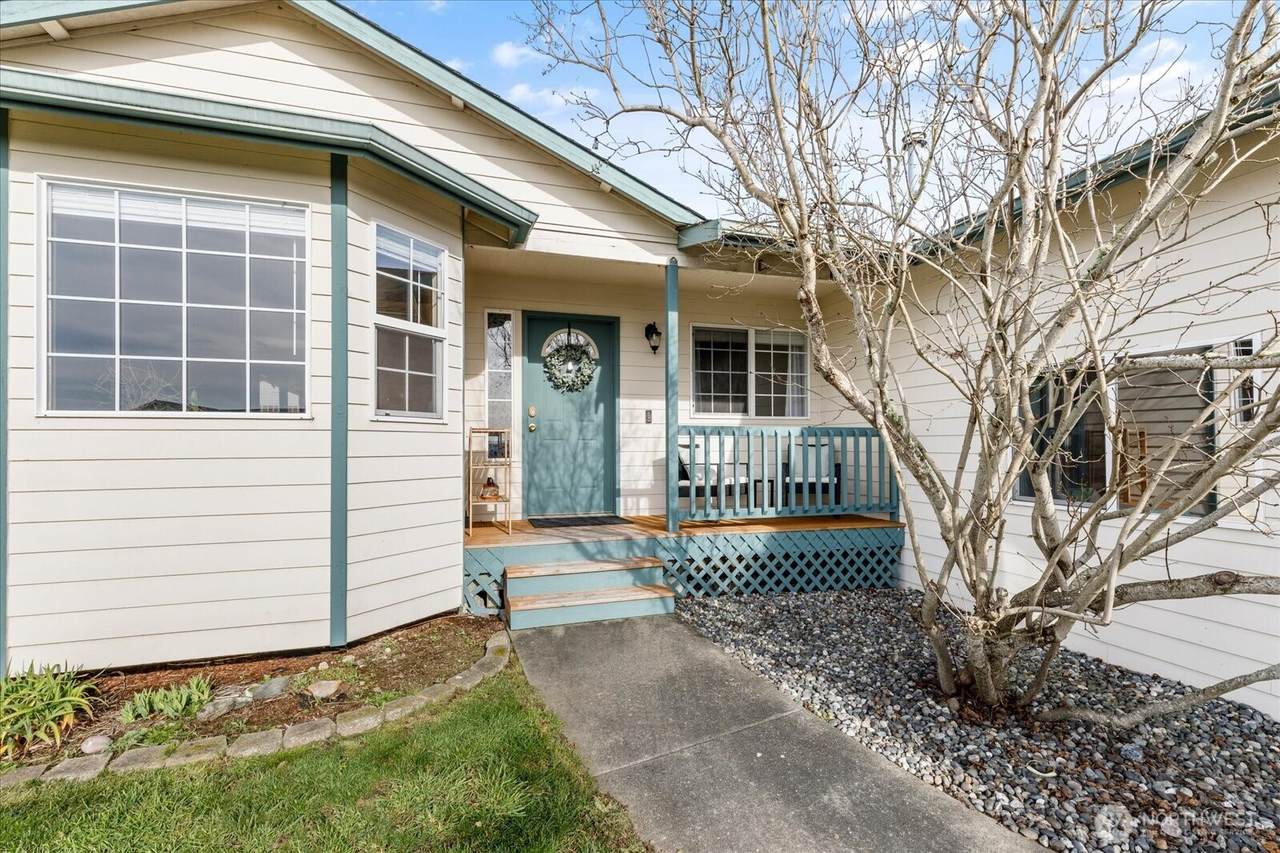 387 Stroops Drive - Photo 1