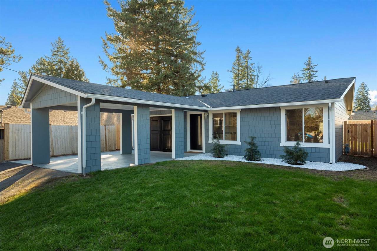 655 Union Ave - Photo 1