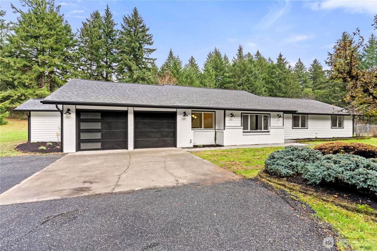 6430 33rd Avenue - Photo 1