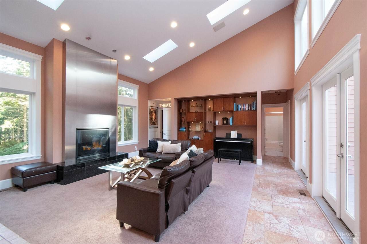 https://bt-photos.global.ssl.fastly.net/nwmls/1280_boomver_1_2480333-1.jpg
