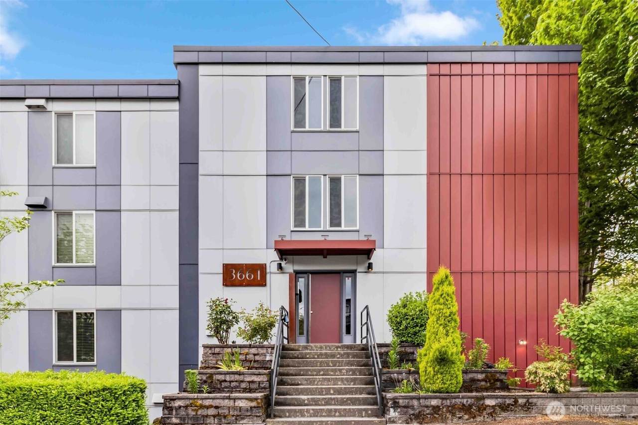 3661 Phinney Avenue - Photo 1