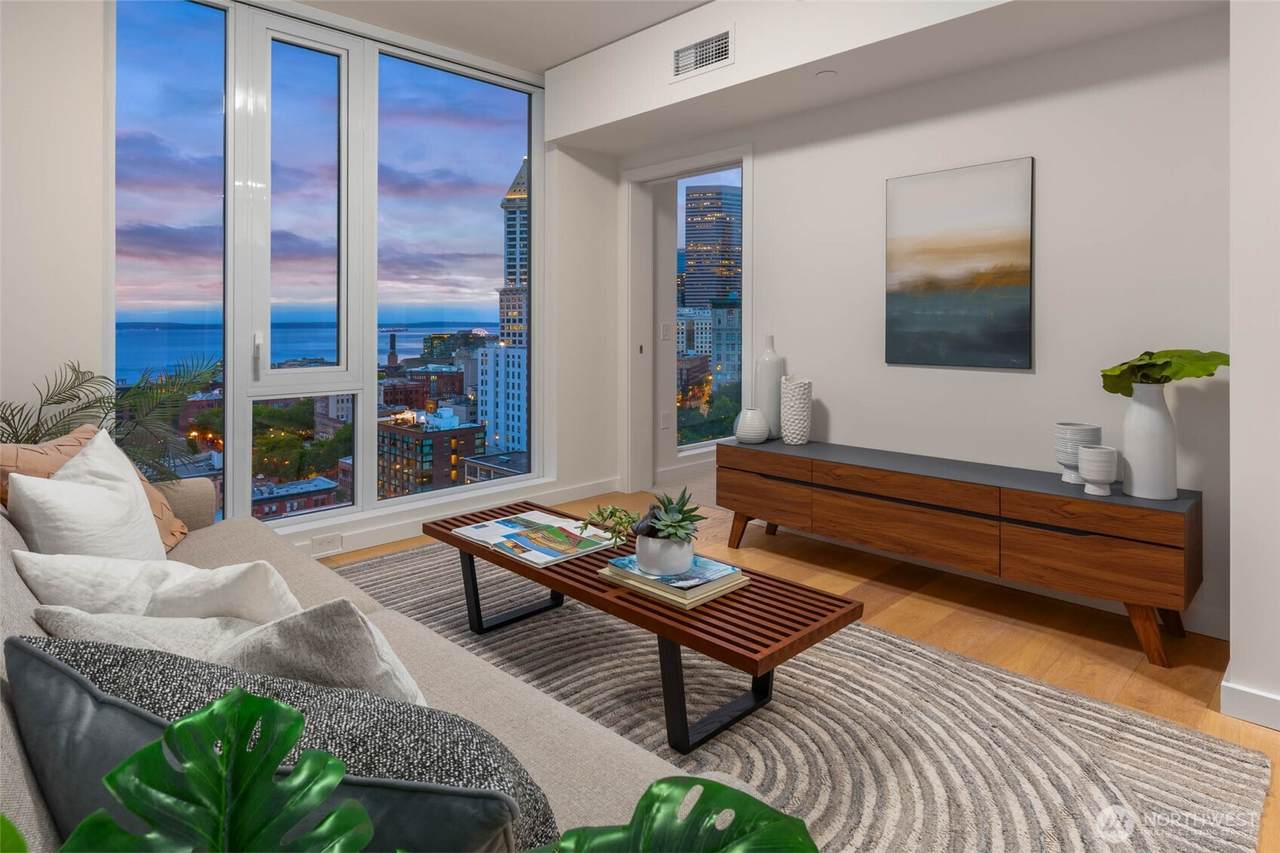 450 Main St - Photo 1