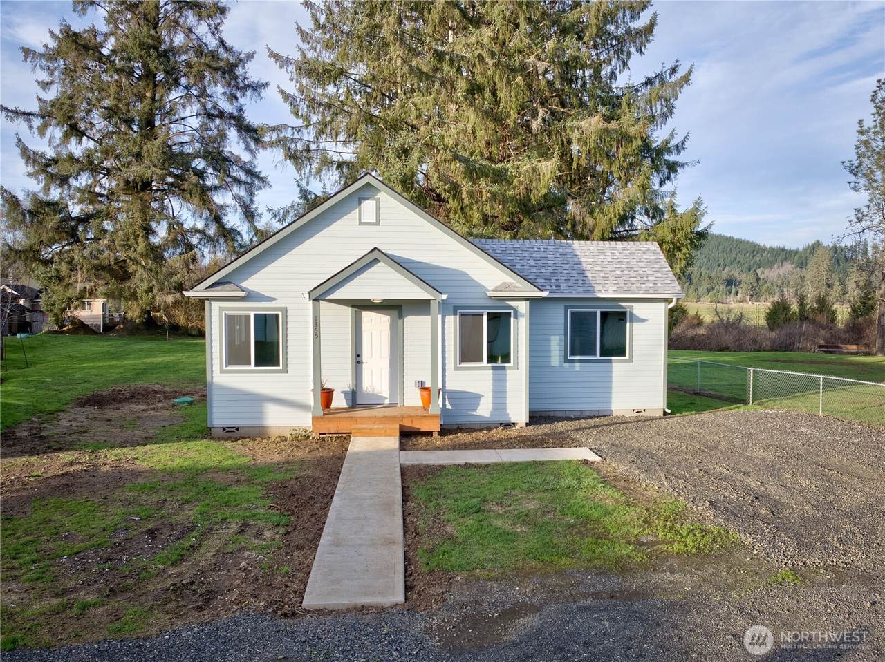 1365 Dolan Street - Photo 1