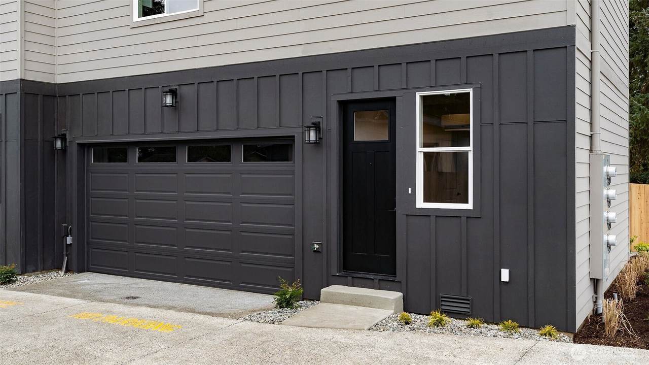 225 106th Street - Photo 1