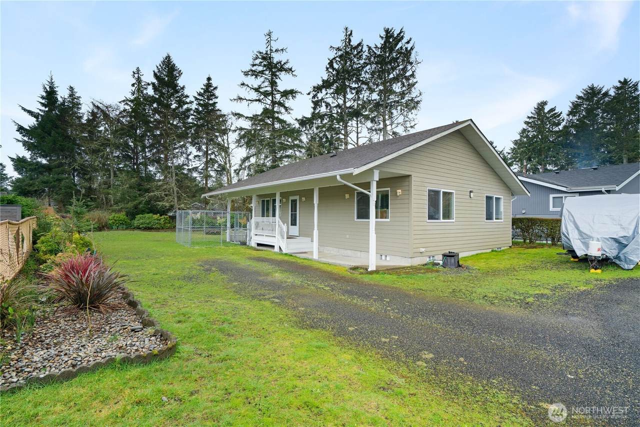 281 Cakesosta Street - Photo 1