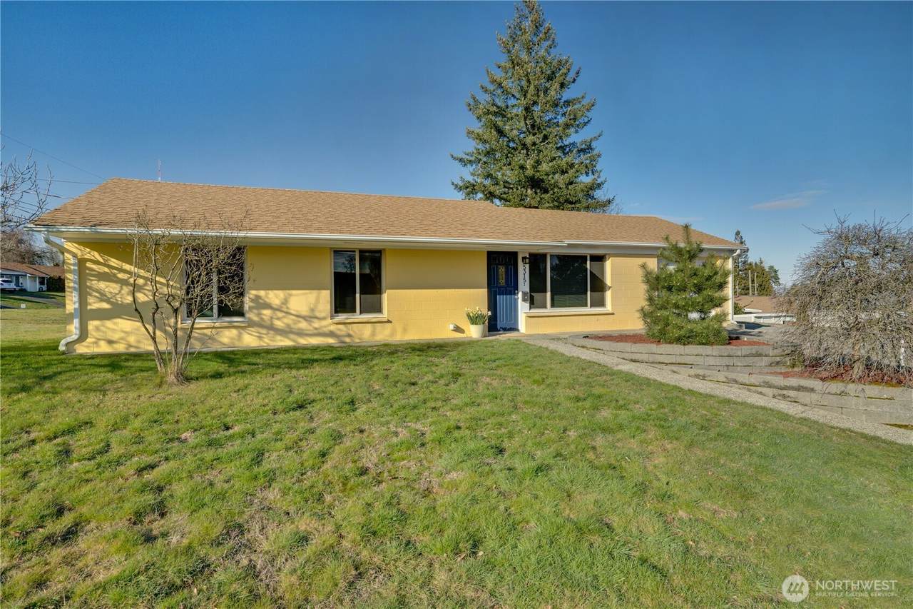 5315 30th Street - Photo 1
