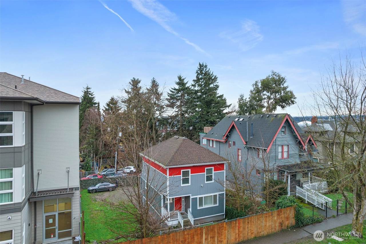 1415 Yakima Avenue - Photo 1