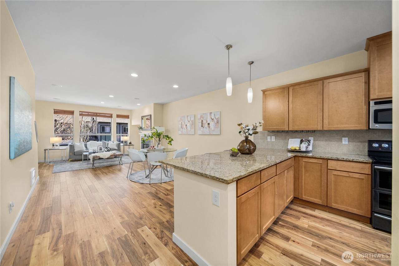 16528 2nd Park - Photo 1