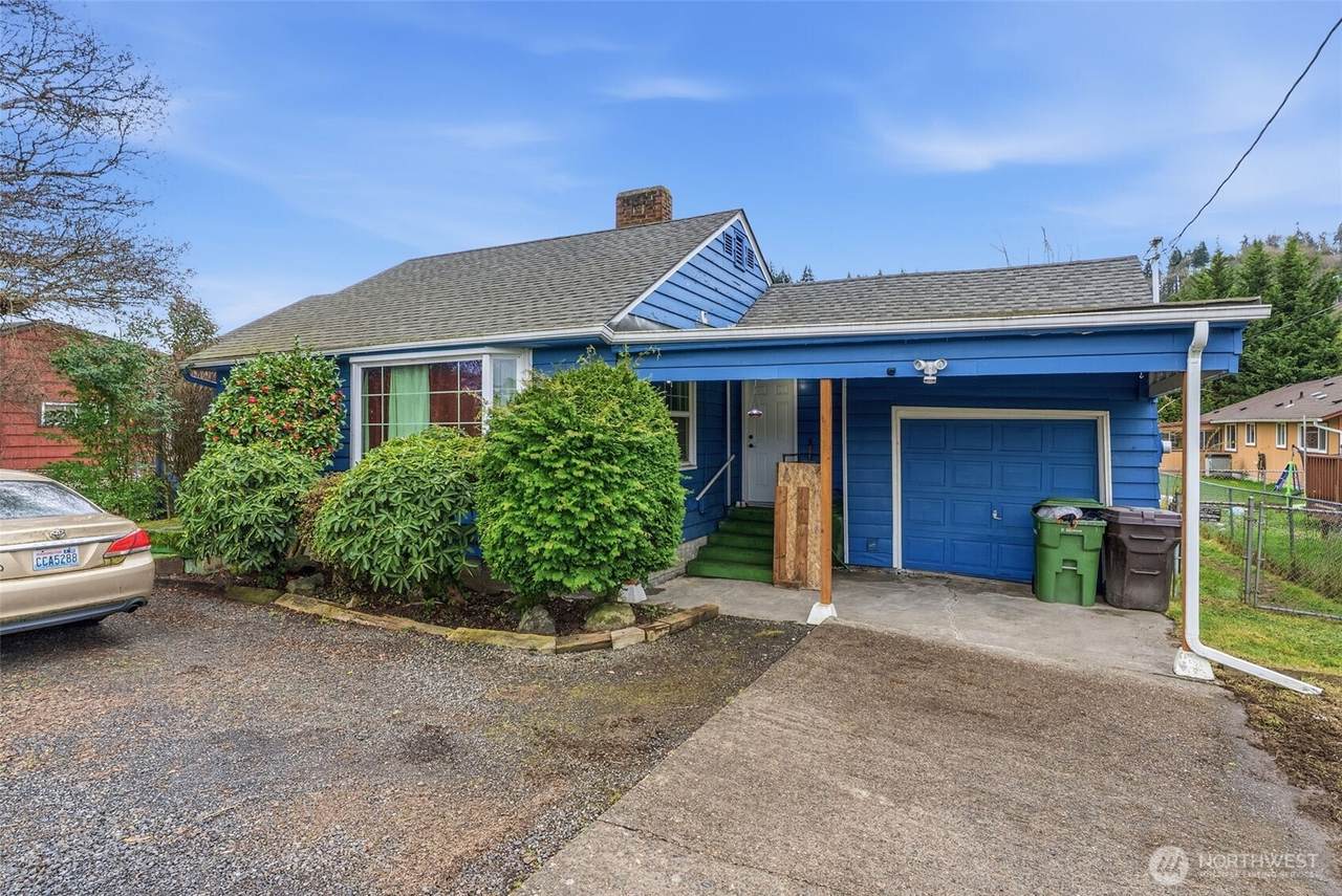 3943 Ocean Beach Highway - Photo 1