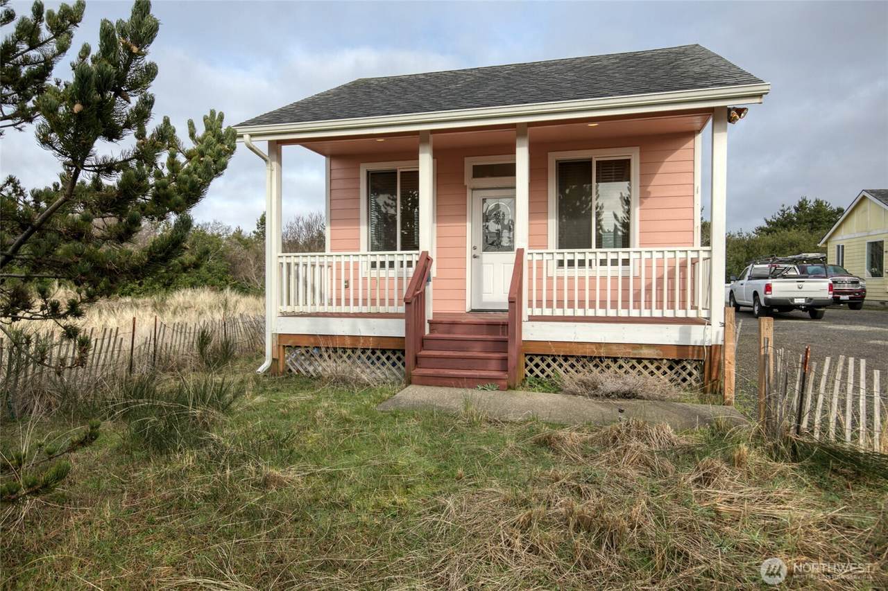 440 Marine View Drive - Photo 1
