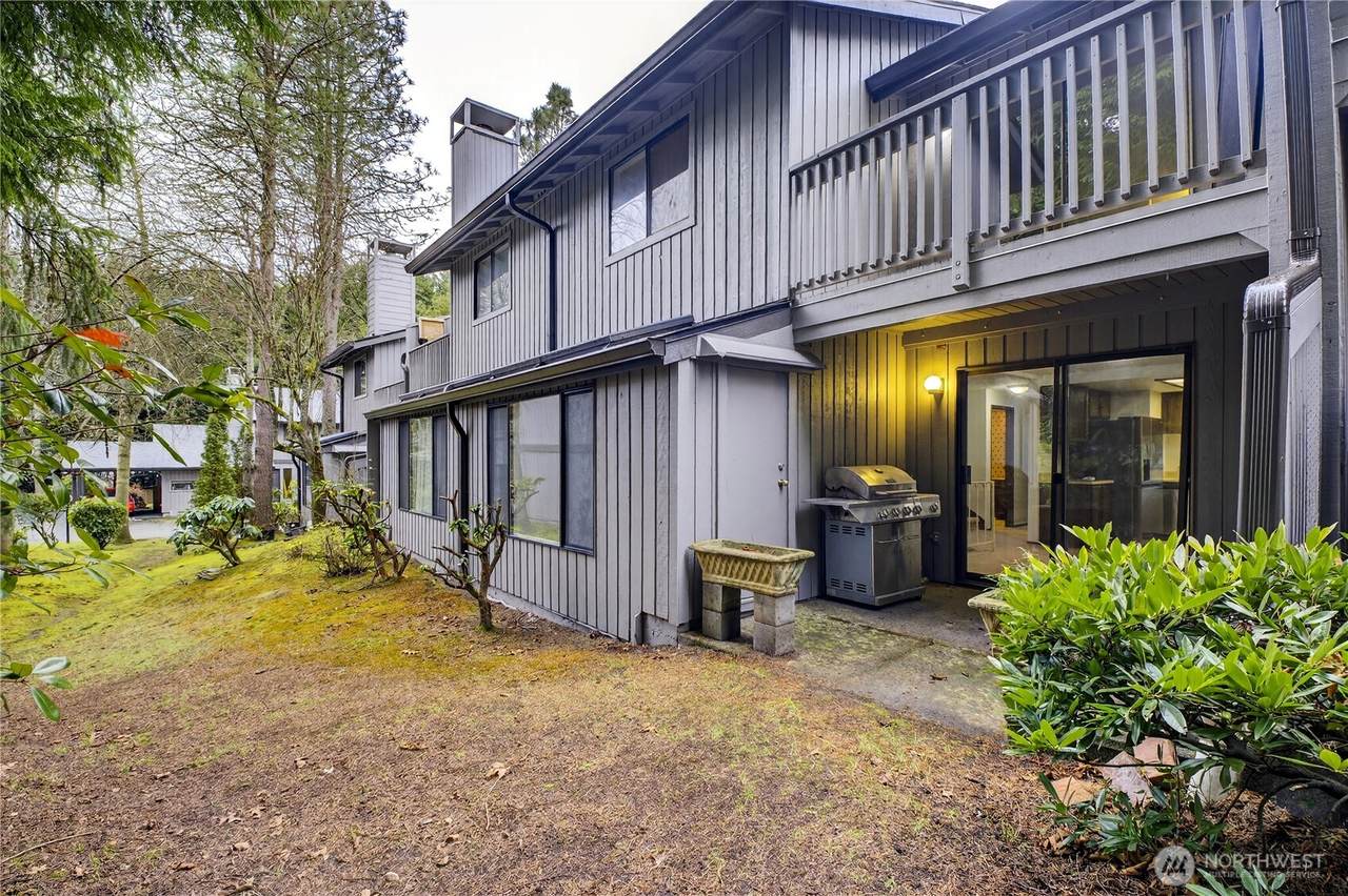 4123 145th Avenue - Photo 1