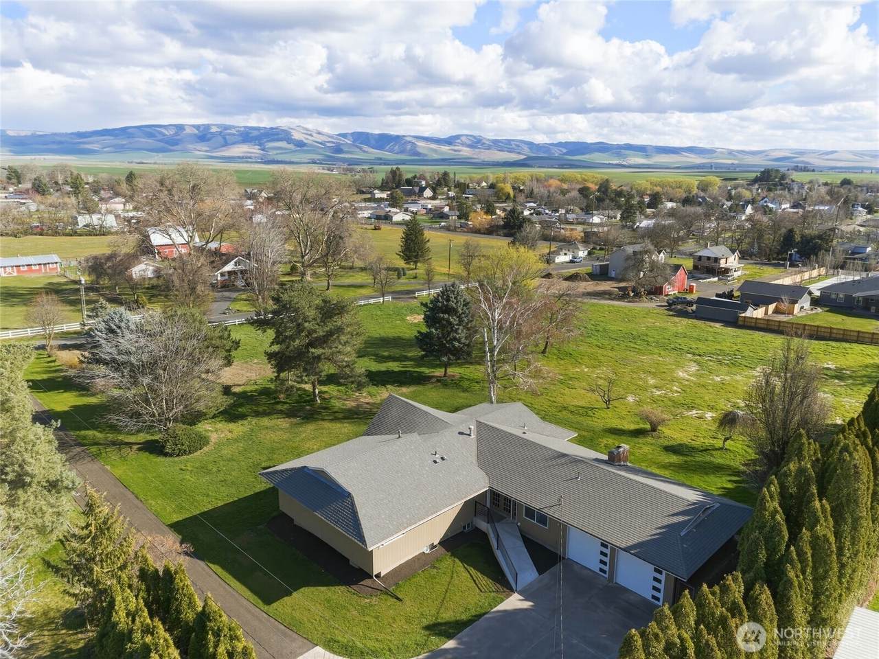 2242 Wilbur - Photo 1