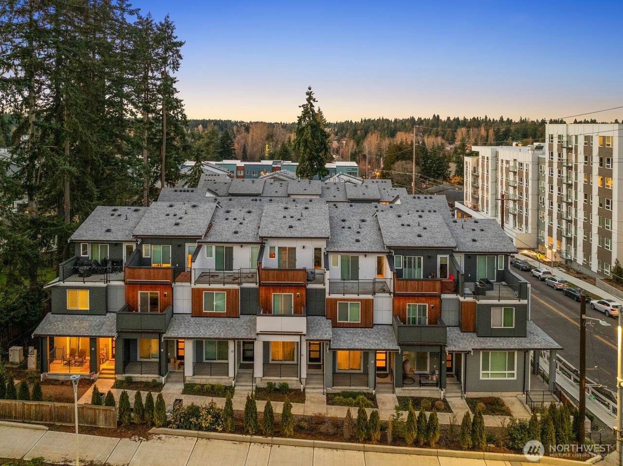 14517 1st Avenue - Photo 1