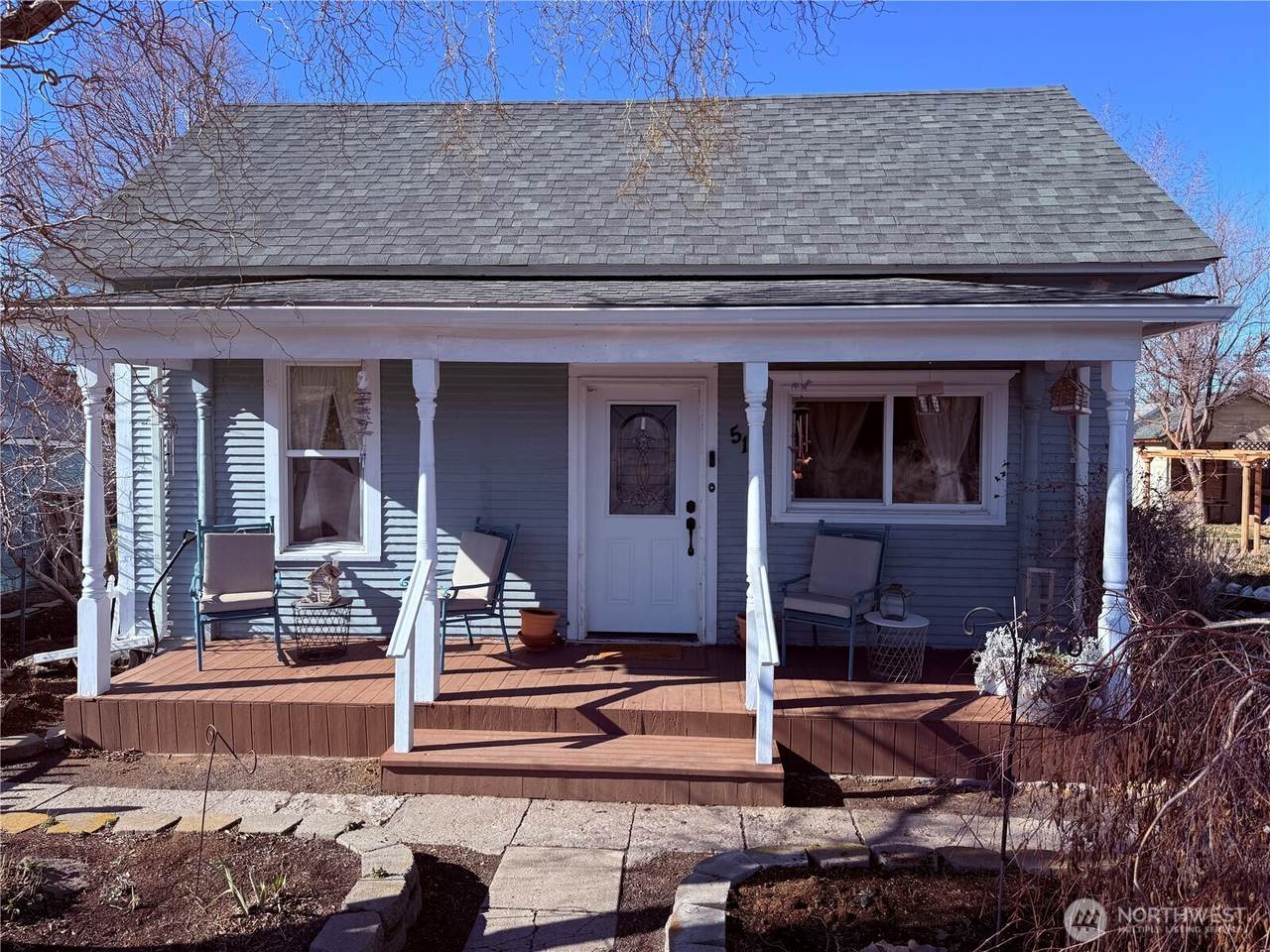 514 Division Street - Photo 1