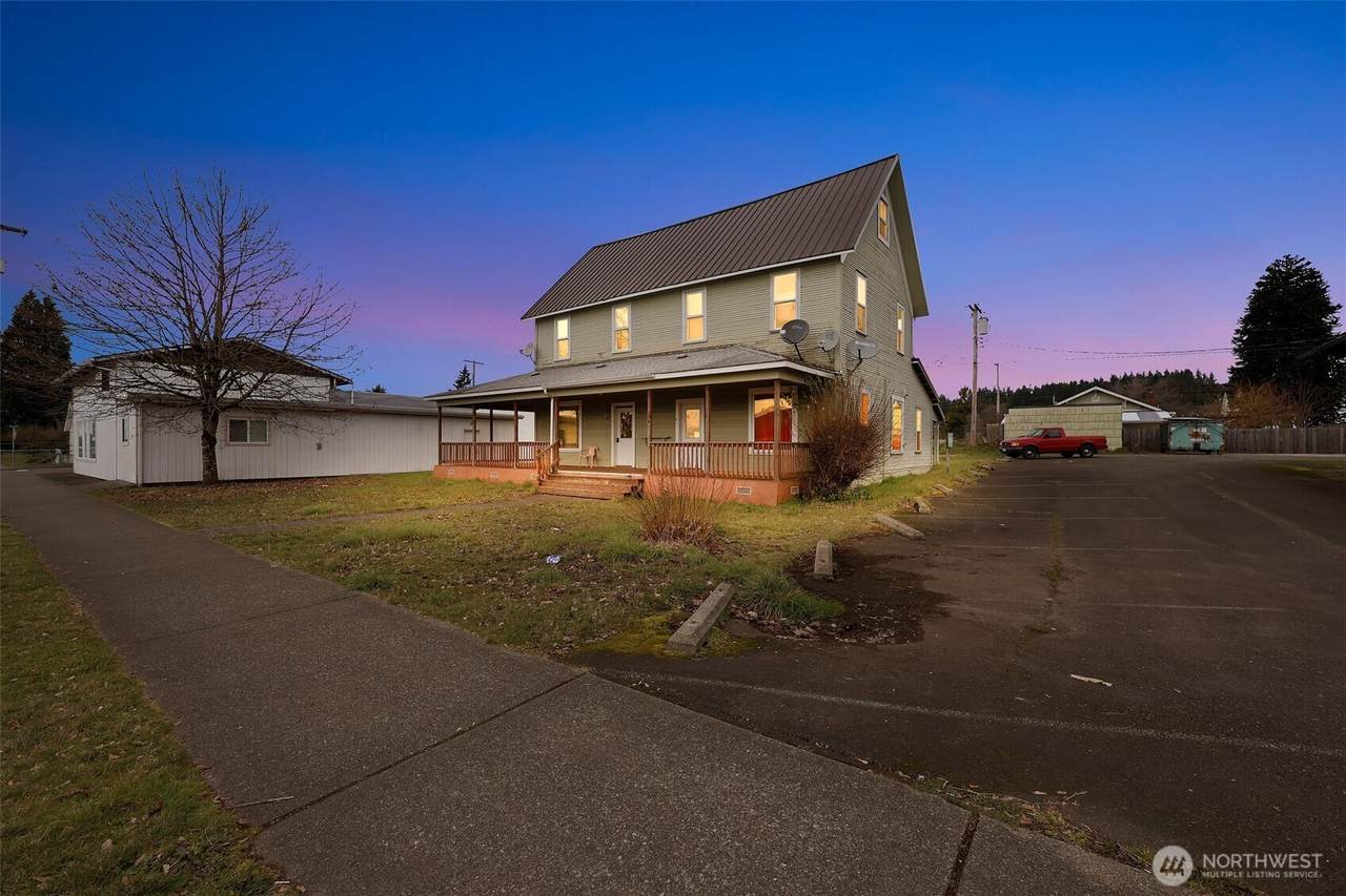 514 Main Street - Photo 1