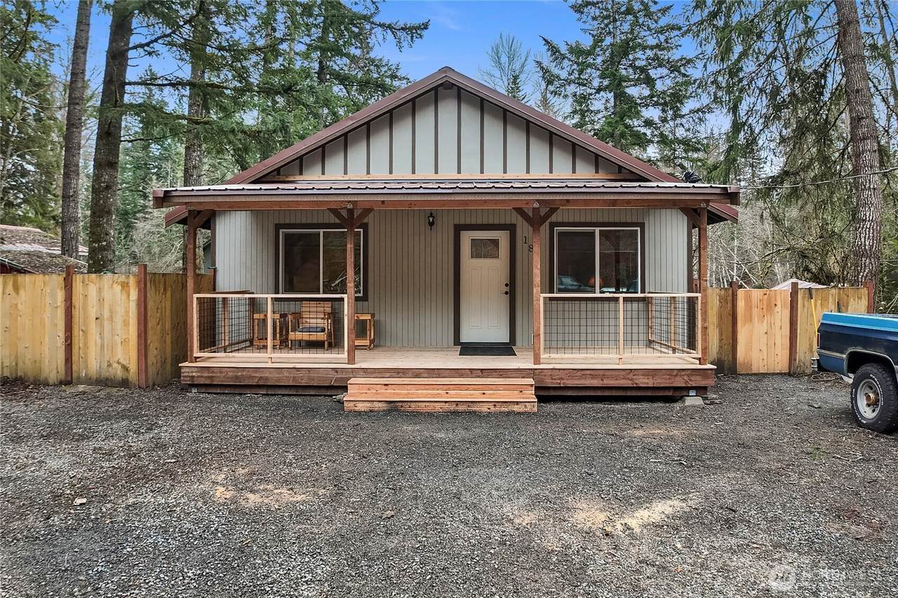 187 Paradise Drive - Photo 1