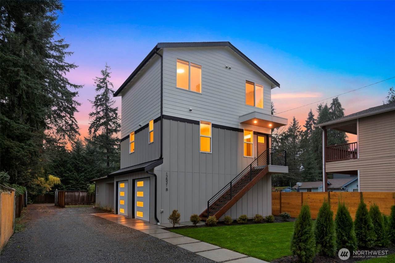 12531 25th Avenue - Photo 1