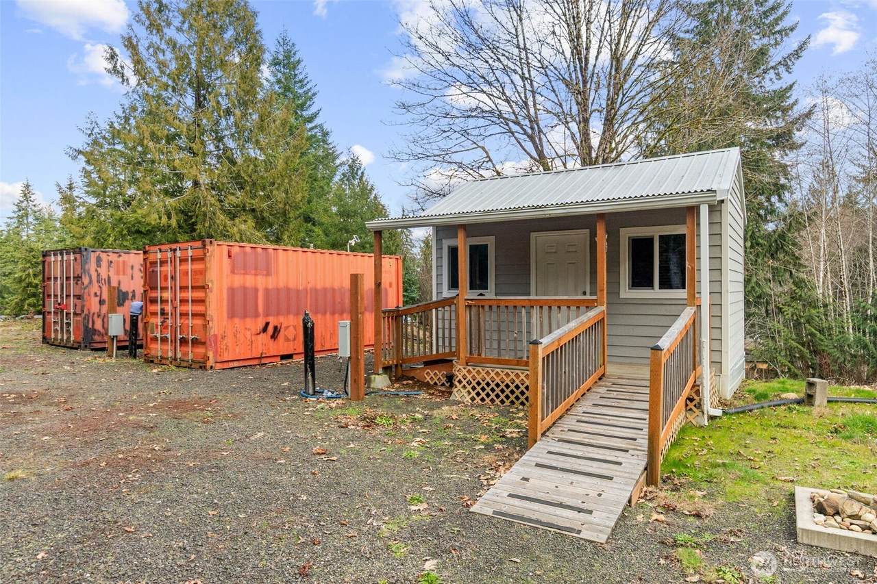21 Prairie Loop Road - Photo 1